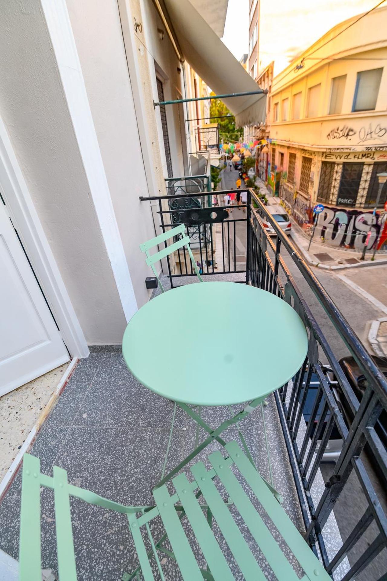 Belle Athenes - Luxury Rooms At Monastiraki Railway Station Extérieur photo