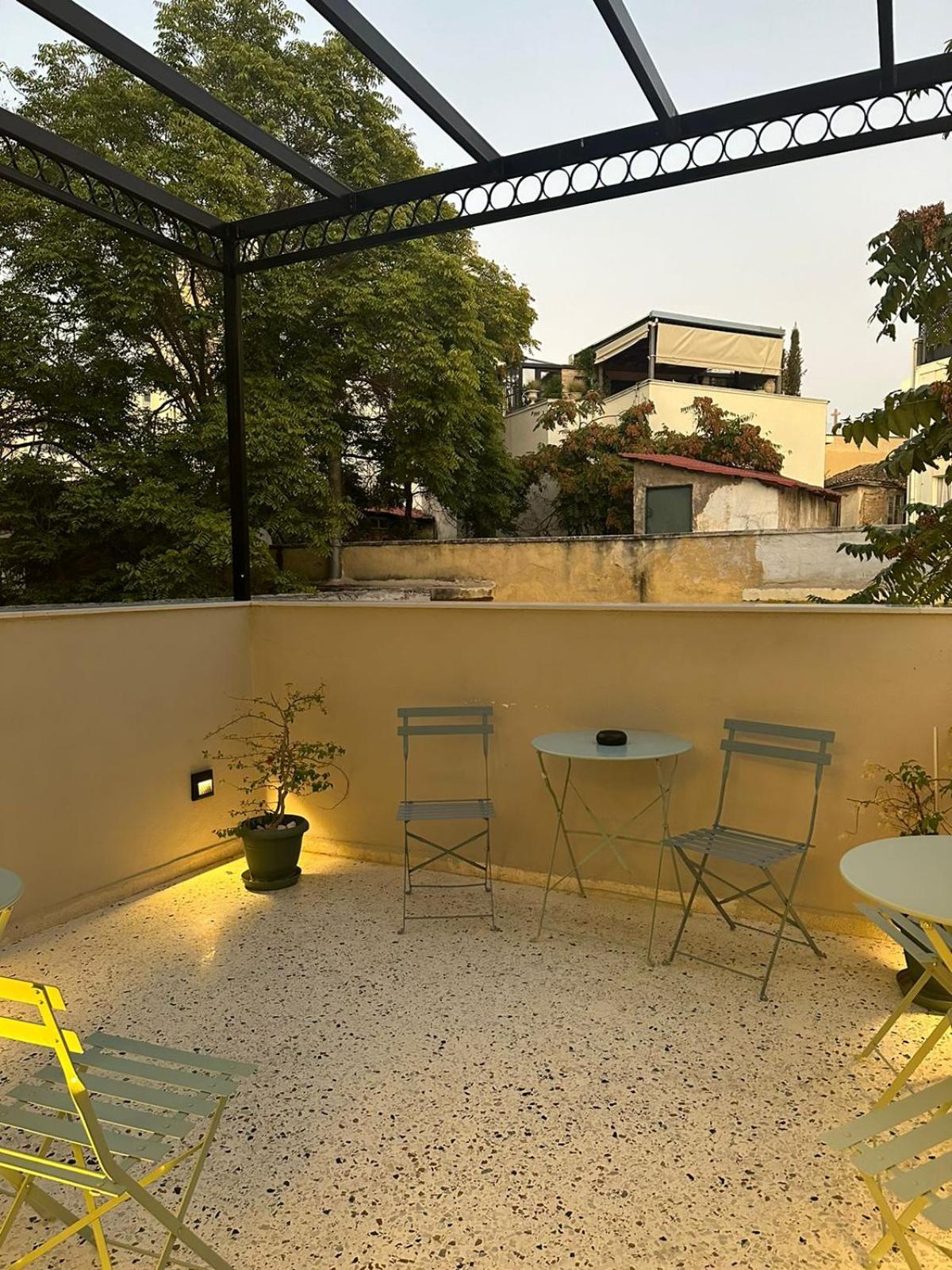 Belle Athenes - Luxury Rooms At Monastiraki Railway Station Extérieur photo