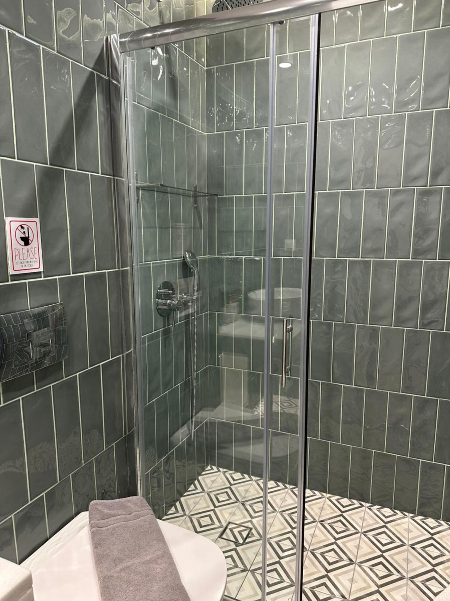 Belle Athenes - Luxury Rooms At Monastiraki Railway Station Extérieur photo