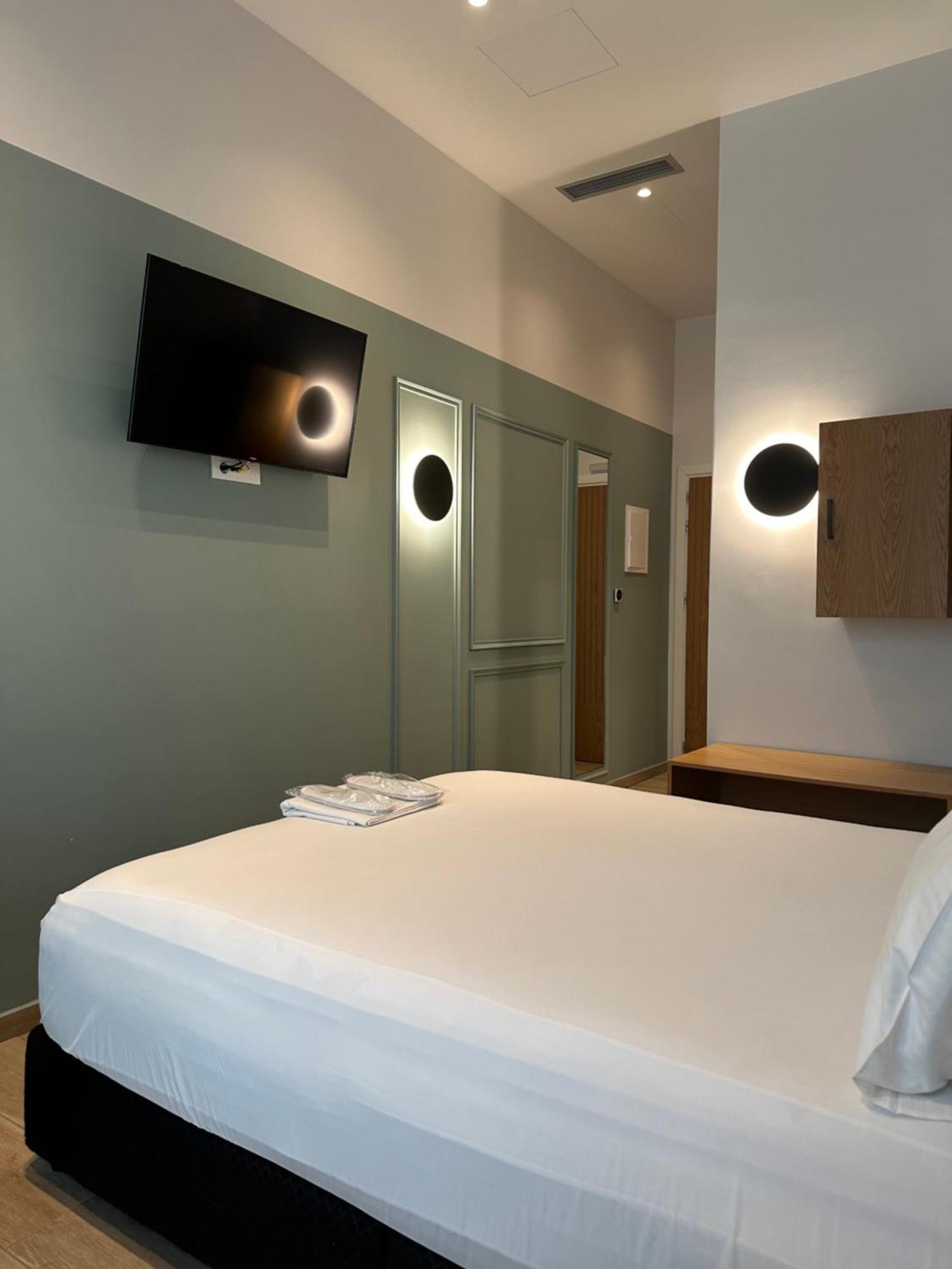 Belle Athenes - Luxury Rooms At Monastiraki Railway Station Extérieur photo
