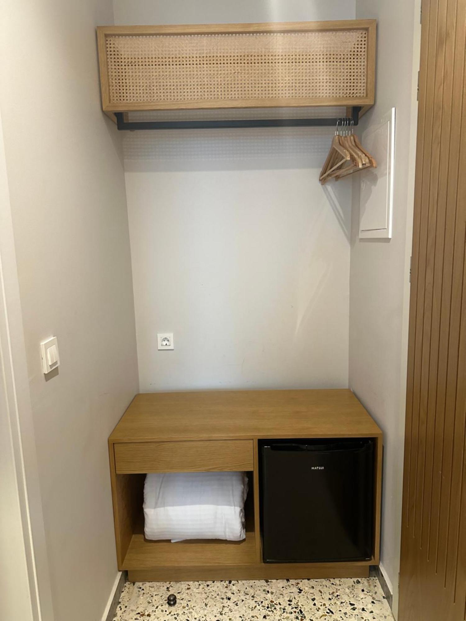 Belle Athenes - Luxury Rooms At Monastiraki Railway Station Extérieur photo
