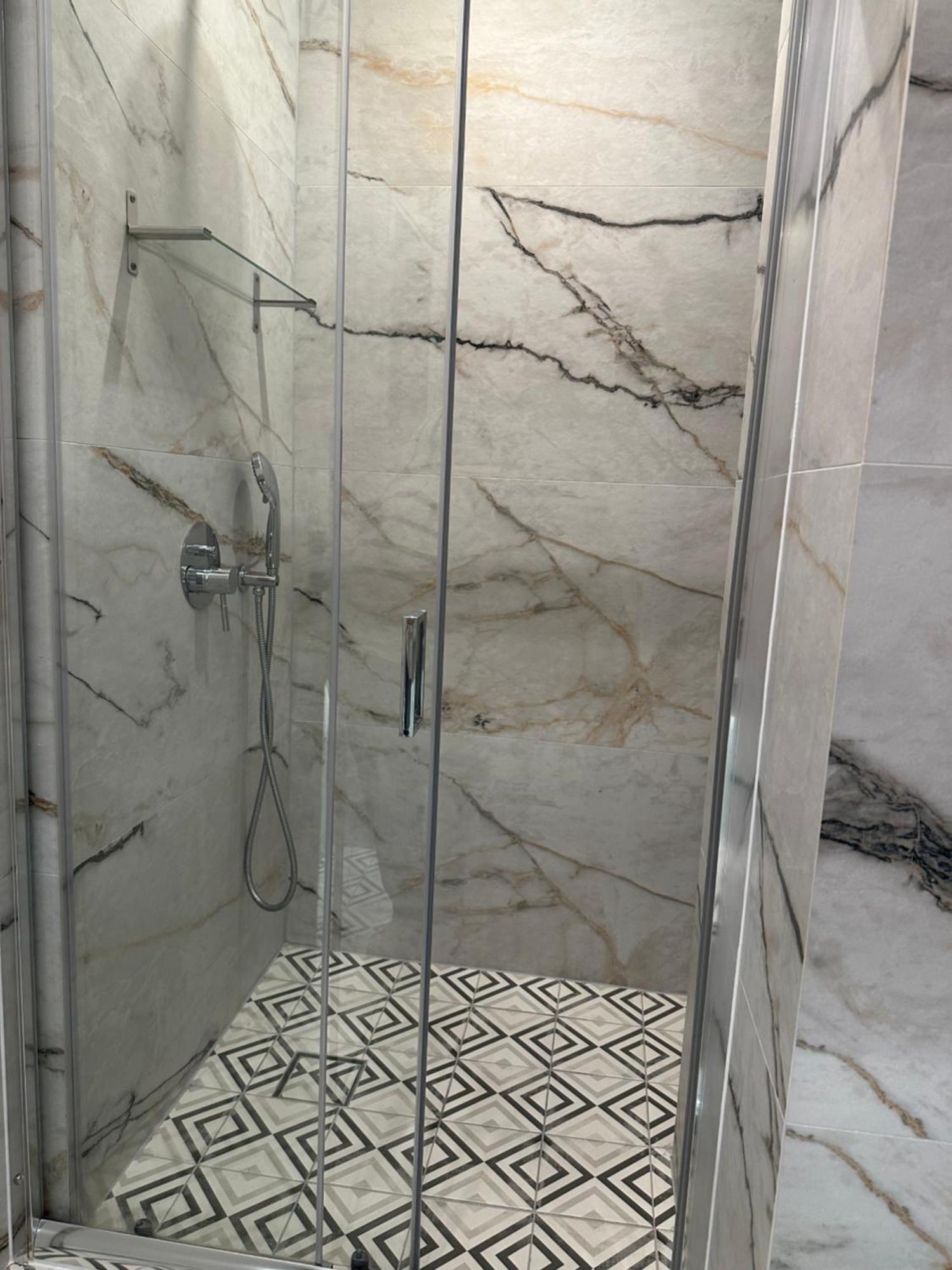 Belle Athenes - Luxury Rooms At Monastiraki Railway Station Extérieur photo